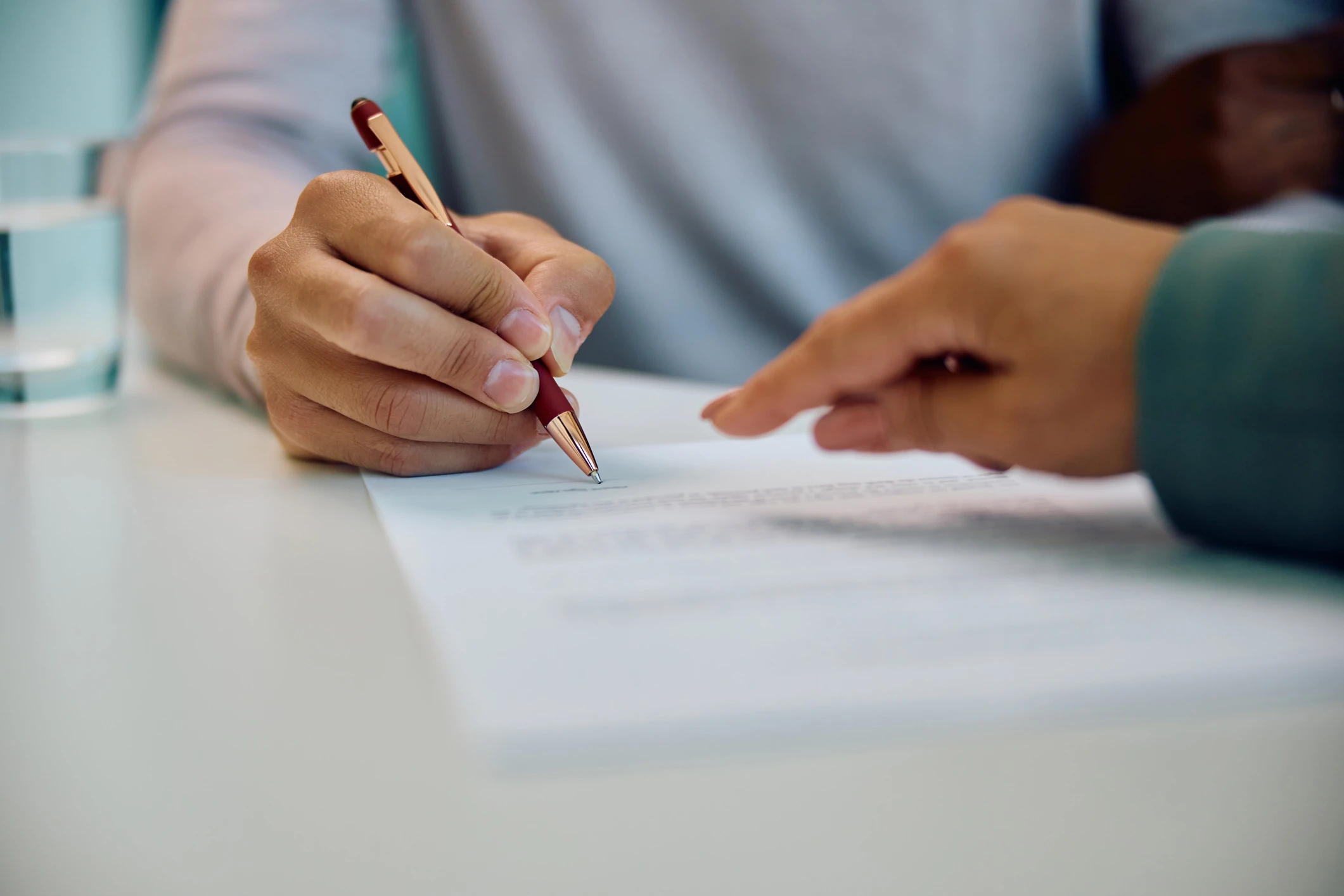 Signing a home loan contract